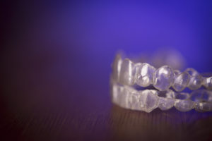 Transparent dental orthodontic aligner 